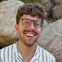 10+ "Raymond" profiles