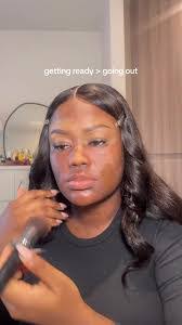 Sandra Lore's Instagram, Twitter & Facebook