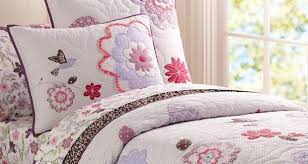 Tek kişilik, çift kişilik ve king size ebatlarıyla farklı karyola ölçülerine uygundur. Genc Kiz Odasi Yatak Ortusu Modelleri Bebek Mobilya Pottery Barn Kids Kiz Cocugu Odalari