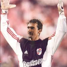 Los cuatro arqueros de river para la libertadores son armani, bologna, lux y petroli. Gustavo Lopez On Twitter Tito Bonano Tuvo El Mejor Buzo De Arquero De La Historia De River