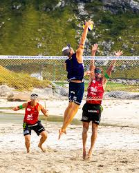 Not only that, but this picture takes place in the warm conditions out on the beach, meaning the gals are also wearing some revealing attire. Beach Volleyball Red Bull
