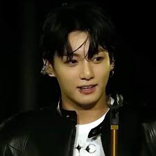 Hotel near Yamanote line with twin share and modern shower?