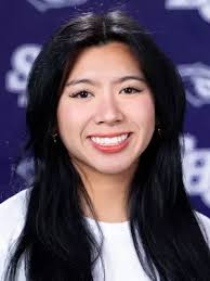 Natalia Barron's Instagram, Twitter & Facebook