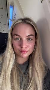 Amber Lofton's Instagram, Twitter & Facebook