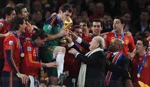 Iker casillas ist ein ehemaliger fußballspieler aus испания, (* 20 мая 1981 г. Wm 2010 Seite 15