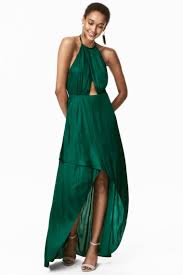 Con innumerevoli abiti da sera alla moda, abiti da cocktail e altro ancora, non puoi sbagliare con un vestito della nostra collezione. 1001 Idee Per Abiti Da Cerimonia Lunghi Ed Eleganti