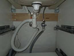 Bewertet 5.0/5 basiert auf 1 kundenbewertungen badezimmer verbreitet chrom wasserfall messing waschbecken wasserhahn guss deck montiert einzigen hebel einzigen loch waschbecken wasserhahn, cold & hot mixer rückmeldung(1) | 0 bestellungen. Probleme Mit Syphon Abwasser Von Waschbecken Lauft In Waschmaschine Siphon