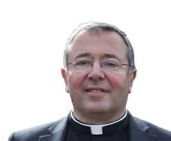 BISHOP'S AWARD TO RECOGNISE THOSE 'WHO TIRELESSLY GIVE'