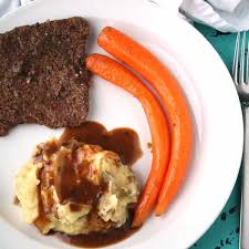 We all know that potatoes always goes with beef, right? Instant Pot Cube Steak And Mashed Potatoes Instant Pot Beef Recipe