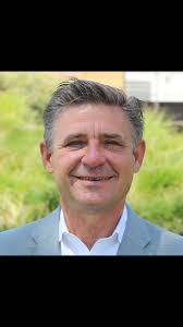 The Whole Elephant Podcast (@thewhole_elephant) • Instagram photos and  videos