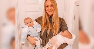Russian woman, 23, who welcomed ten surrogate babies in 10 months with her millionaire husband, 56, claims they hope to have 105 children carried by other women. Woman Gives Birth To Super Twins Conceived Three Weeks Apart Cbs News