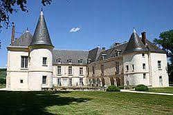 Chateau De Conde Wikipediathe Chateau De Conde Is A Private Estate In Conde En Brie Aisne France Set In A Park On In 2020 French Castles Chateau European Castles