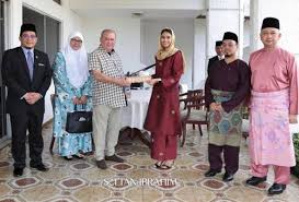 Sijil kursus dikeluarkan oleh jabatan agama johor dan diiktiraf seluruh negeri di malaysia serta tiada had tempoh. Kahwin Kapten Hoki India Illi Najwa Masih Beragama Islam Jainj Astro Awani