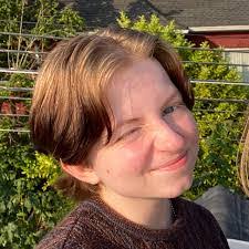 Mara Sullivan's Instagram, Twitter & Facebook