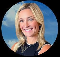 Lindsey Mooney's Instagram, Twitter & Facebook