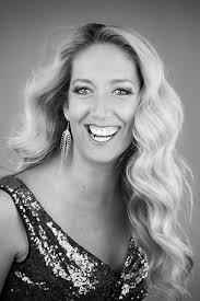 Brenda Kaye's Instagram, Twitter & Facebook