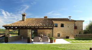 · casas de campo en venta situadas cerca de las playas con vistas impresionantes o cerca de campos de golf y zonas de ocio. Las Casas Rurales En Venta Mas Bonitas Housfy