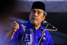 Datuk seri tajuddin abdul rahman, mengakui beliau mendengar khabar mengenai perkara itu namun tiada pengesahan mengenai identiti wakil rakyat terbabit. Caught On Audio Umno Deputy Minister Now Says Slap Chinese Remark A Joke Malaysia Malay Mail