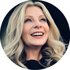 Rachel Love's Instagram, Twitter & Facebook