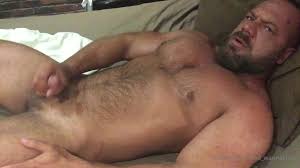 Beefy daddys popperbate - ThisVid.com