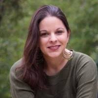 50+ perfiles de «Amanda Benedict»