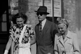 Woman in the river (1939). Hertha Feiler Steckbrief Promi Geburtstage De