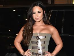 Demi started out as a child actor on barney & friends. Demi Lovato Shows Some Self Love By Instagramming Her Cellulite Stretch Marks And Extra Fat Teen Vogue
