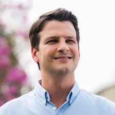 Daniel Ramires (@_ramiressc)