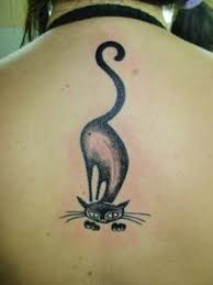 Nejčastěji tetování kočky reprezentuje štěstí, tajemství, tichou inteligenci a milost. 150 Tetovani Kocky Ideas Tetovani Kocky Tetovani Kocka