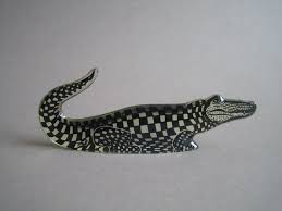 Catawiki Online Auction House Abraham Palatnik Lucite Acrylic Crocodile Lucite Acrylic Crocodile