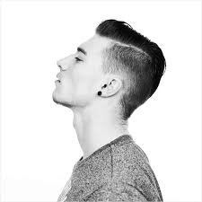Easiest to style with straight hair, this undercut hairstyle variation also an awesome way to show off that full, bouncy head of hair. 33 Best Short Undercut Hairstyles For Men 2021 Trends