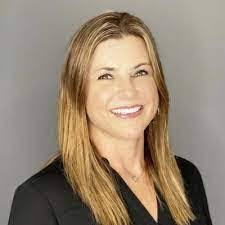 Leann Shaffer's Instagram, Twitter & Facebook