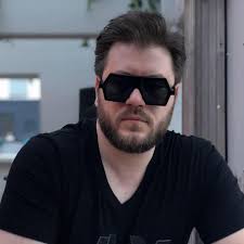 Martin Scorsese, known for his attention to detail, insisted