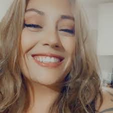 Valerie Sauer's Instagram, Twitter & Facebook