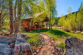 View listing photos, review sales history, and use our detailed real estate filters to find the perfect place. Jackson Hole Wyoming Cabin Rentals Getaways All Cabins