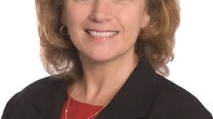 Businesses announce honors, hires