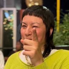 Jess Gee's Instagram, Twitter & Facebook