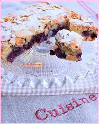 Gateau Aux Amandes Et Aux Fruits Rouges La Cuisine De Mamie Caillou