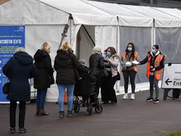 What share of the population has received at least one dose of the. Western Australia Details Vaccine Rollout More Than 11 4m In Uk Have Had First Jab As It Happened World News The Guardian