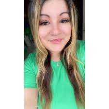 Nikki Bourgeois's Instagram, Twitter & Facebook