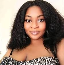 Ramona Tompkins's Instagram, Twitter & Facebook