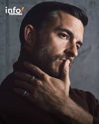 Algo ha cambiado para el protagonista de Wicked, Jonathan Bailey —y no, no  es lo mismo—: el actor británico fue nombrado por la revista People como el  Hombre Más Sexy del Mundo