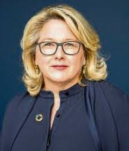 Steht die Tür offen? »Abwehrschirm« mit »Doppel-Wumms«