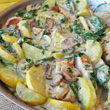 Creamy Chicken And Summer Squash Recipe Clean Food Crush Chicken And Summer Squash Recipe Summer Squash Recipes Yellow Squash Recipes
