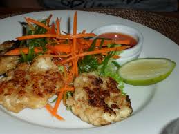 Known as the national dish of vanuatu, lap lap is a delicious meal prepared by grating bananas, breadfruit, taro or yam roots into a thick vegetable paste. Vanuatu Food