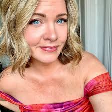 𝕃𝕒𝕣𝕒 𝕂𝕒𝕪 ℍ𝕒𝕟𝕤𝕖𝕟 (@lunakcreatives) • Instagram photos and videos