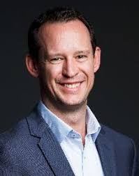 Susanne Webster's Instagram, Twitter & Facebook