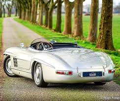 Pin By Emma Tyrah On Cars Mercedes Benz 300 Classic Cars Benz Car