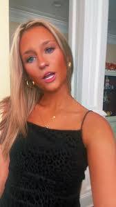 Mallory Brenner's Instagram, Twitter & Facebook