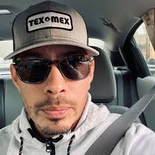 Martha L. Martinez-Flores (@_mmcreative) • Instagram-bilder og -videoer